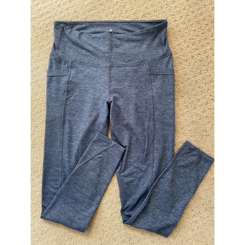 Athleta leggings with side pockets